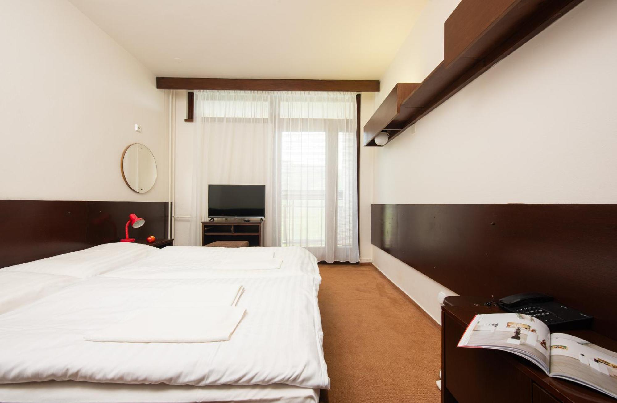 Hotel Sorea Marmot Dubrava Ngoại thất bức ảnh